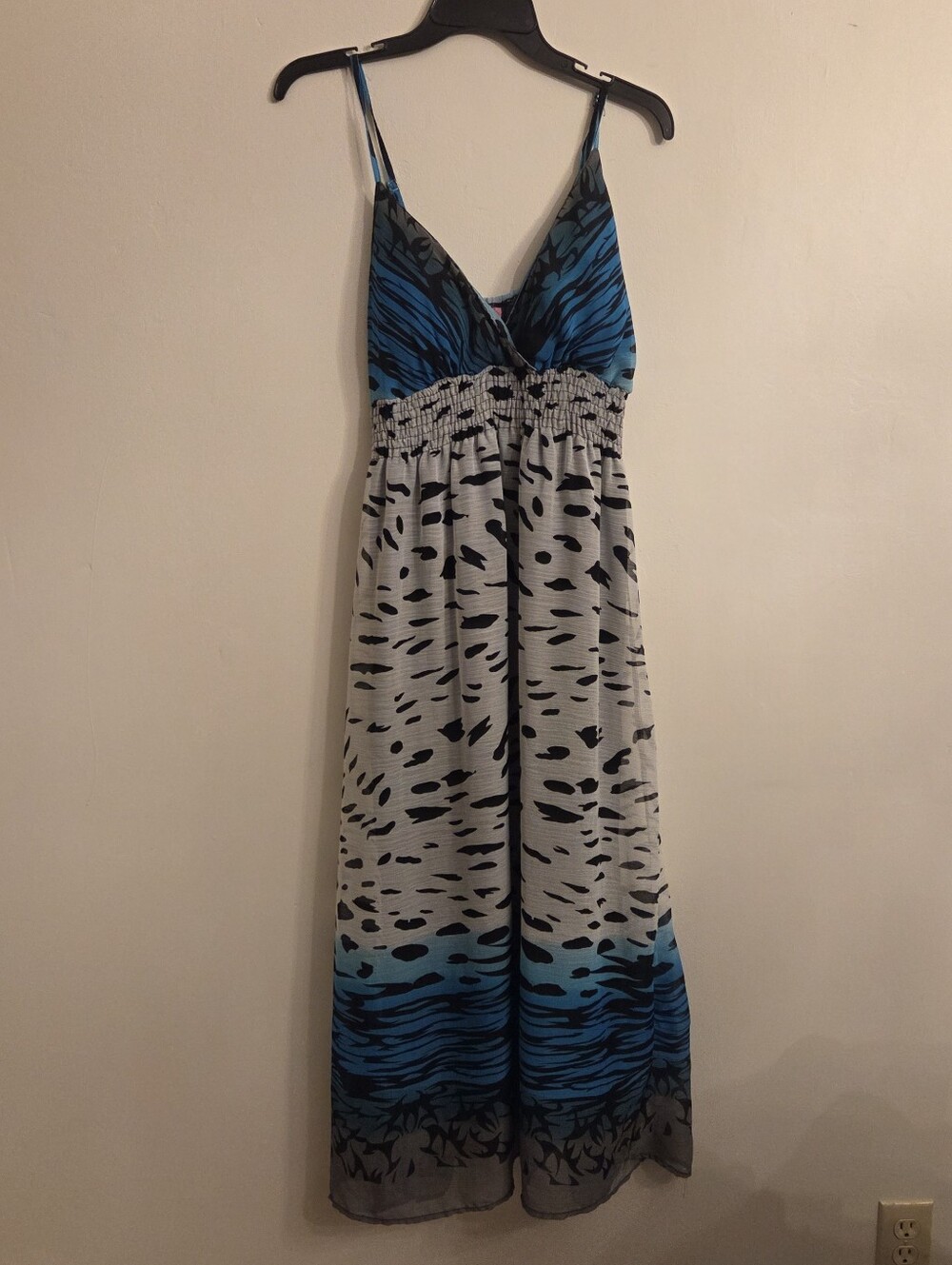 She's Cool Blue and White Animal Print Maxidress Size XL
